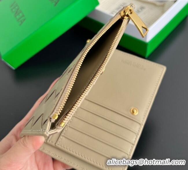 Inexpensive Bottega Veneta Solstice Medium Bi-Fold Wallet in Intrecciato Leather 806078 Beige 2025