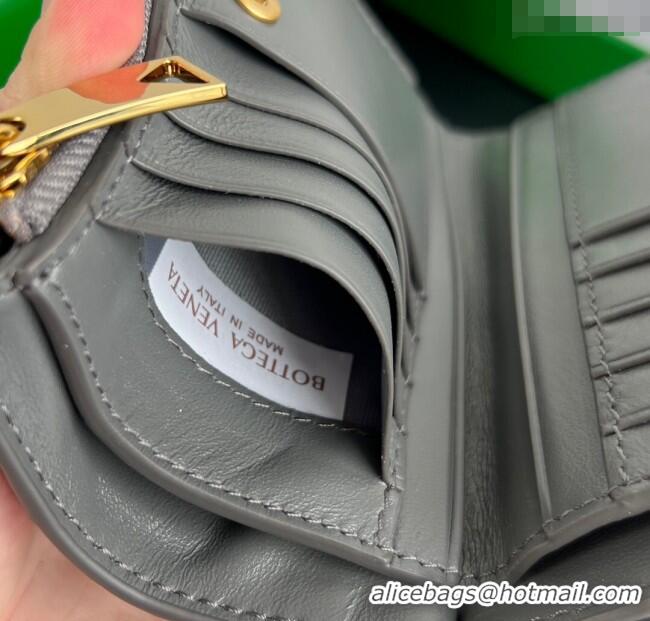 Popular Style Bottega Veneta Solstice Medium Bi-Fold Wallet in Intrecciato Leather 806078 Grey 2025