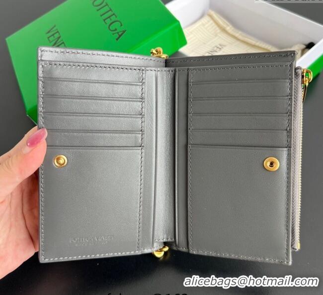 Popular Style Bottega Veneta Solstice Medium Bi-Fold Wallet in Intrecciato Leather 806078 Grey 2025
