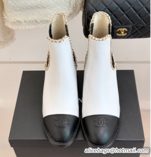 Popular Style Chanel Calfskin Leather Heel Ankle Boots 5cm with Chain White CH110402 1104028