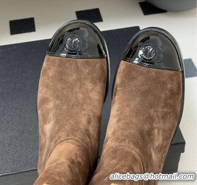 Charming Chanel Suede and Patent Leather Flat Ankle Boots 3.5cm with Chain Brown 2025 CH110403 1104032