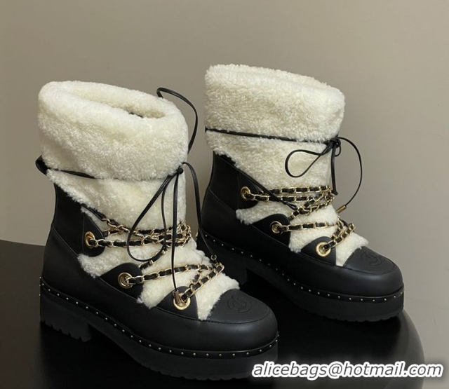 Best Product Chanel Calfskin Leather and Wool Snow Ankle Boots with Chain Black/White 2025 CH110403 1104065