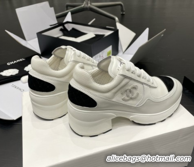 Pretty Style Chanel Trainers/Senakers in Mixed Fibers, Shiny Calfskin & Suede Calfskin G46871 White 5111102