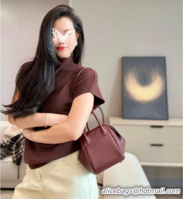 Modern Classic Hermes Lindy Bag 26cm in Clemence Leather 2637 Saddle Red/Gold 2025 (Half Handmade)