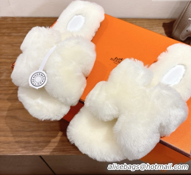 Good Looking Hermes Oran Sandals in Shearling Wool H101615 White