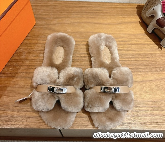 Popular Style Hermes Oran Sandals in Shearling Wool with Kelly Buckle H101623 Khaki
