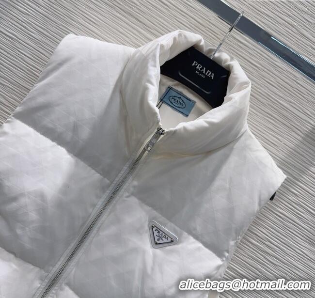Good Looking Prada Down Vest P112827 White 2025