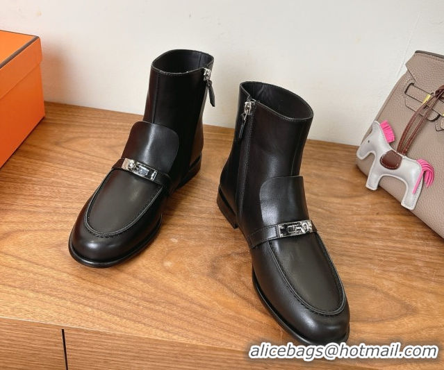 Luxury Hermes Kelsy Flat Ankle Boots in Calfskin Leather with Kelly Buckle Strap Black 1023048