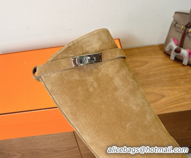Popular Style Hermes Jumping High Flat Boots in Suede with Kelly Buckle Strap Brown2 H102302 1023071
