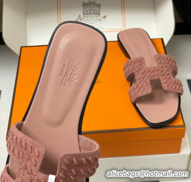 Luxurious Hermes Classic Oran Flat Slides Sandal in Braided Suede Pink 1023100