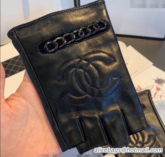 Good Looking Chanel CC Lambskin Gloves with Chain 1023 Black 2024