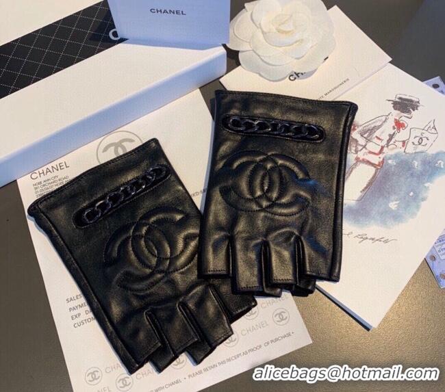 Good Looking Chanel CC Lambskin Gloves with Chain 1023 Black 2024