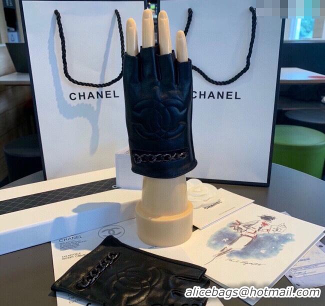 Good Looking Chanel CC Lambskin Gloves with Chain 1023 Black 2024