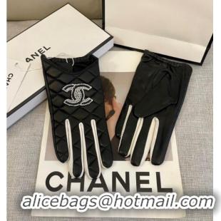 Modern Classic Chanel Lambskin Gloves with Strass CC L 3138 Black/White 2024