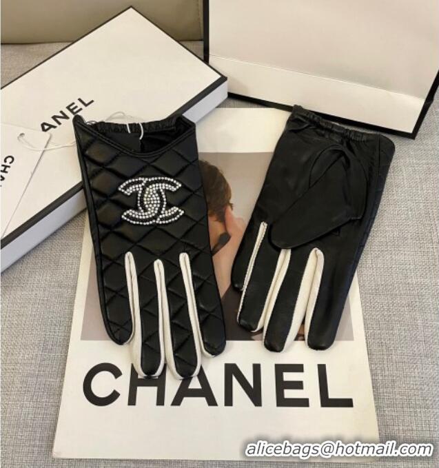 Modern Classic Chanel Lambskin Gloves with Strass CC L 3138 Black/White 2024
