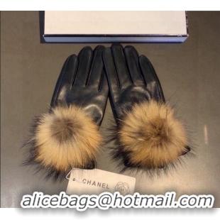 Good Taste Chanel Rabbit Fur and Black Lambskin Gloves with Fox Fur Pompon 1129 Beige 2024
