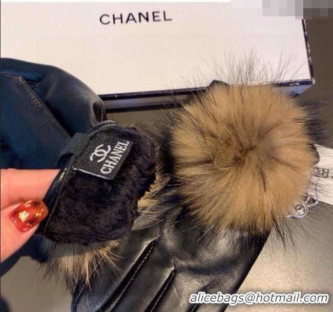 Good Taste Chanel Rabbit Fur and Black Lambskin Gloves with Fox Fur Pompon 1129 Beige 2024
