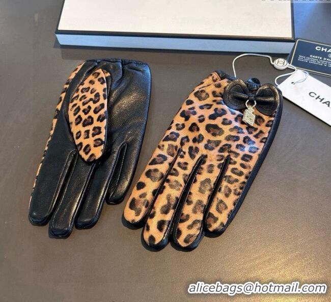 Modern Classic Chanel Printed Lambskin and Cashmere Gloves 1111 Brown 2025