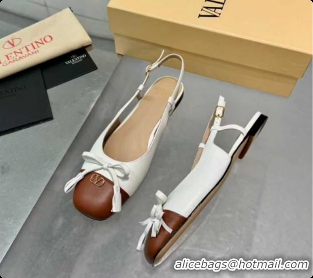 Stylish Valentino VALET DU ROI Slingbacks Flat in Calfskin Leather with Tassel Bow White/Brown 1215041