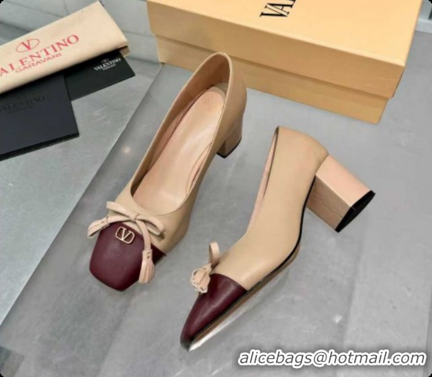 Sophisticated Valentino VALET DU ROI Pumps 6cm in Calfskin Leather with Tassel Bow Beige/Dark Burgundy 1215043