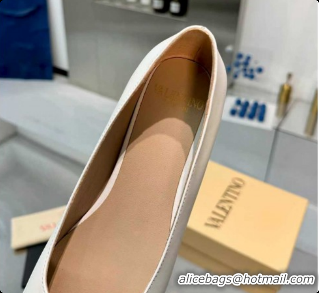 Duplicate Valentino VALET DU ROI Ballerinas Flat in Calfskin Leather with Tassel Bow White/Brown 1215046