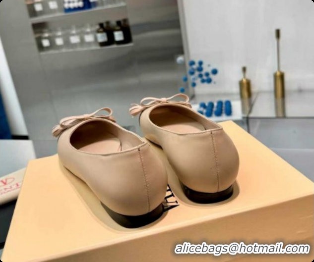 Charming Valentino VALET DU ROI Ballerinas Flat in Calfskin Leather with Tassel Bow Beige/Dark Burgundy 1215047