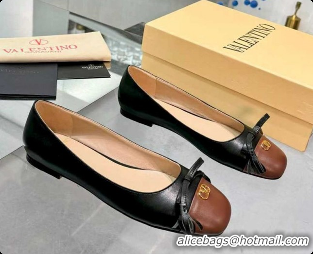 Stylish Valentino VALET DU ROI Ballerinas Flat in Calfskin Leather with Tassel Bow Black/Brown 1215048