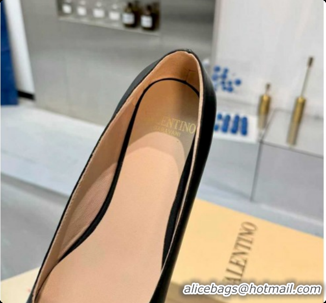 Stylish Valentino VALET DU ROI Ballerinas Flat in Calfskin Leather with Tassel Bow Black/Brown 1215048