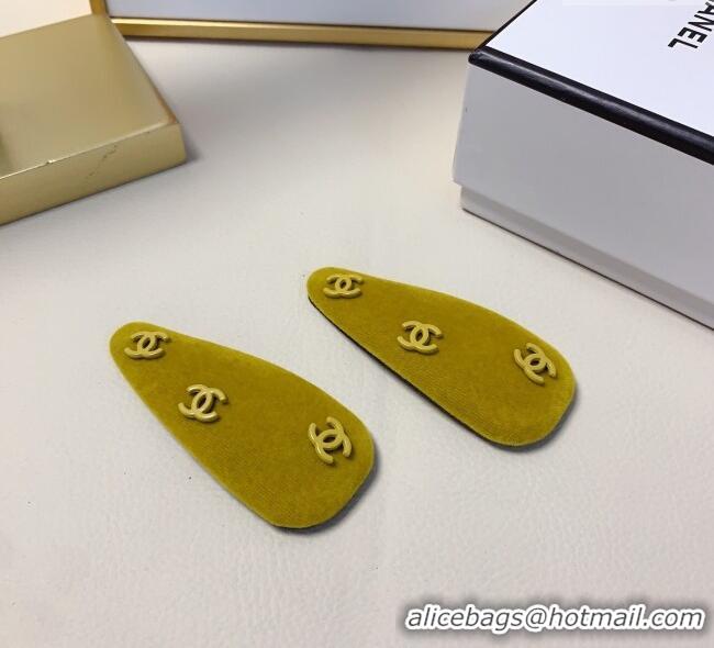 Buy Cheap Chanel Velvet Hair Clip with CC CH091101 Yellow 2025 (PAIR)