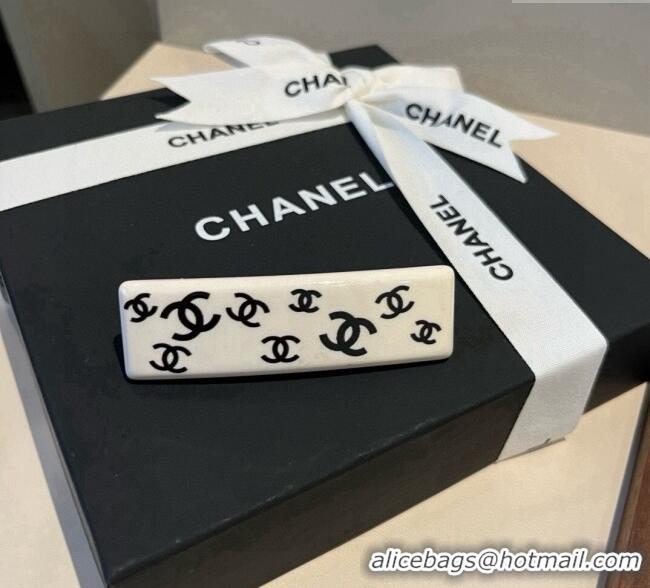 Traditional Discount Chanel Hair Clip with CC Print CH091105 2025