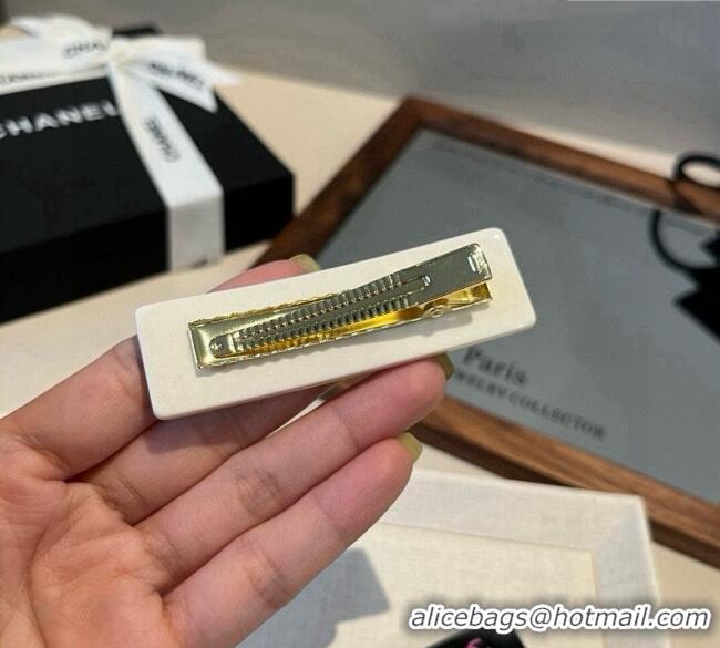 Traditional Discount Chanel Hair Clip with CC Print CH091105 2025