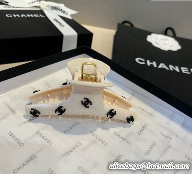 Best Price Chanel Hair Clip with CC CH0911012 White 2025