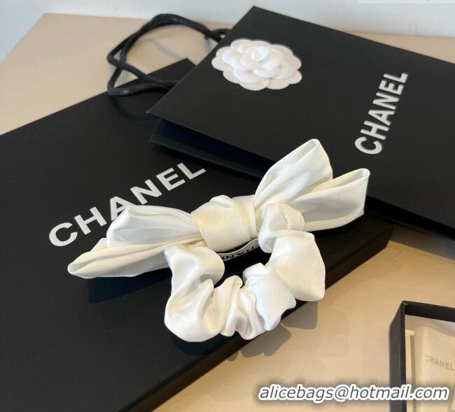 Good Taste Chanel Bow Hairring 0912 White 2025