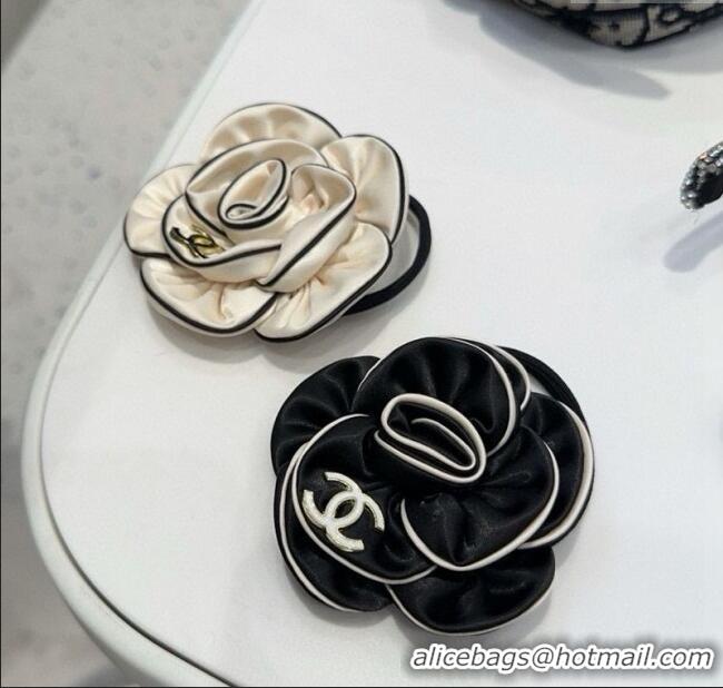 Best Quality Chanel Camellia Bloom Hairring CH111246 White/Black 2025