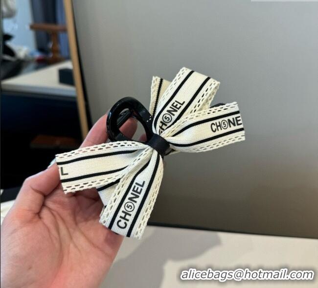 Fashion Discount Chanel Bow Hairclip CH111247 White/Black 2025
