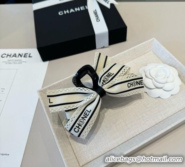 Fashion Discount Chanel Bow Hairclip CH111247 White/Black 2025