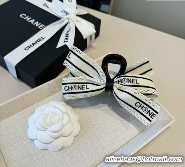 Fashion Discount Chanel Bow Hairclip CH111247 White/Black 2025