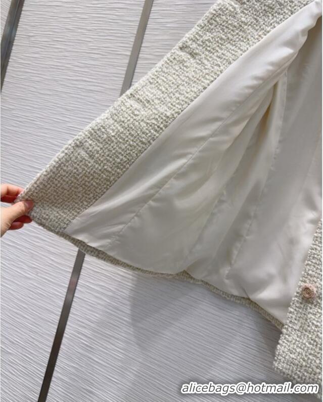 Buy Promotional Chanel Wool Tweed Jacket CH121804 Beige 2025