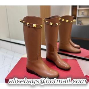 Best Grade Valentino Maxi-Rockstud Flat High Boots in Calfskin Leather Brown VLTN121604 1216029