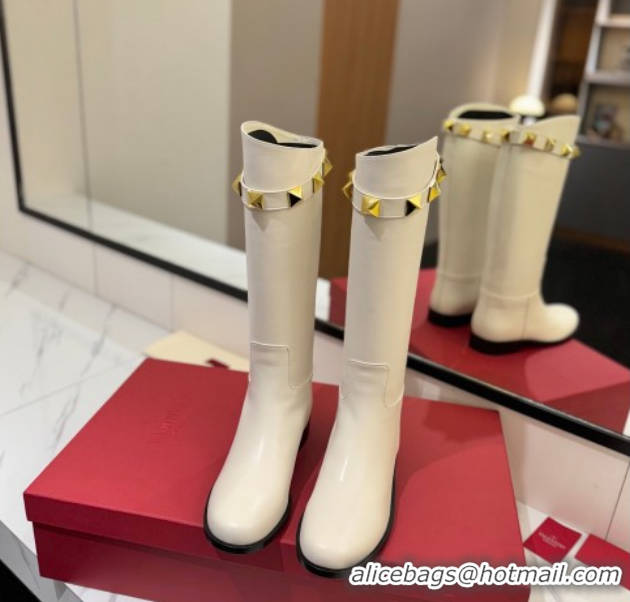 Luxurious Valentino Maxi-Rockstud Flat High Boots in Calfskin Leather White VLTN121604 1216030
