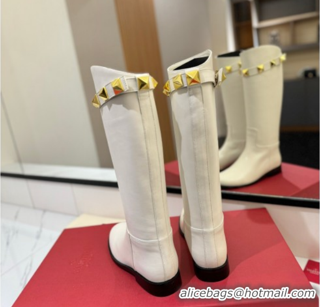 Luxurious Valentino Maxi-Rockstud Flat High Boots in Calfskin Leather White VLTN121604 1216030