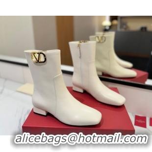 Best Price Valentino VLogo Type Heel Ankle Boots 3cm in Calfskin Leather White VLTN121606 1216044
