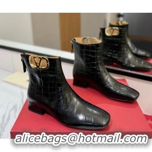 Low Price Valentino VLogo Type Heel Ankle Boots 3cm in Stone Embossed Leather Black VLTN121606 1216049