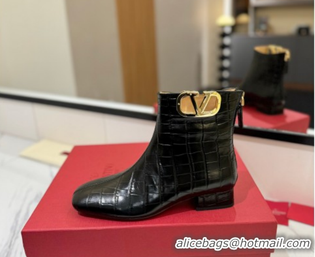 Low Price Valentino VLogo Type Heel Ankle Boots 3cm in Stone Embossed Leather Black VLTN121606 1216049