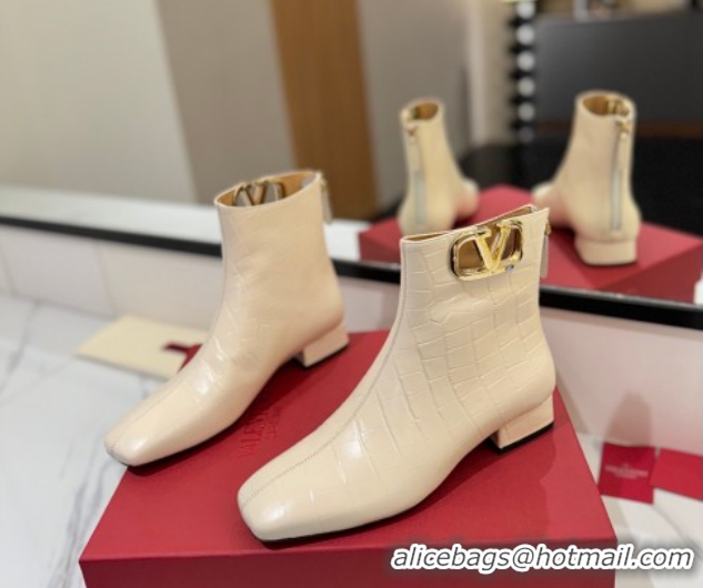 Good Looking Valentino VLogo Type Heel Ankle Boots 3cm in Stone Embossed Leather White VLTN121606 1216050