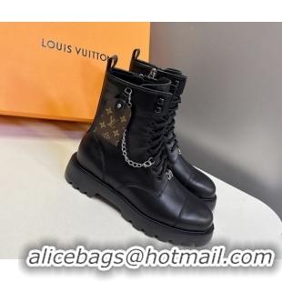 Good Looking Louis Vuitton Citizen Flat Ranger Ankle Boots with Chain and Tag in Leather Black 1AIUQN 1021093