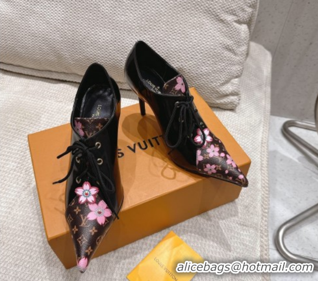 Stylish Louis Vuitton LV x TM Monogram Canvas and Patent Leather Laced-up Pumps 9cm Black LV102203 1022028