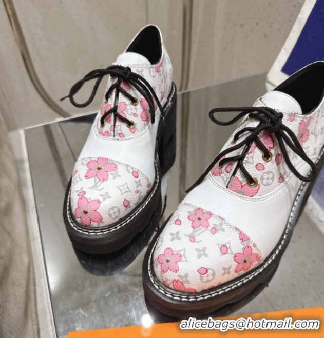 Luxurious Louis Vuitton LV x TM Monogram Canvas and Leather Laced-up Shoes White LV102204 1022040