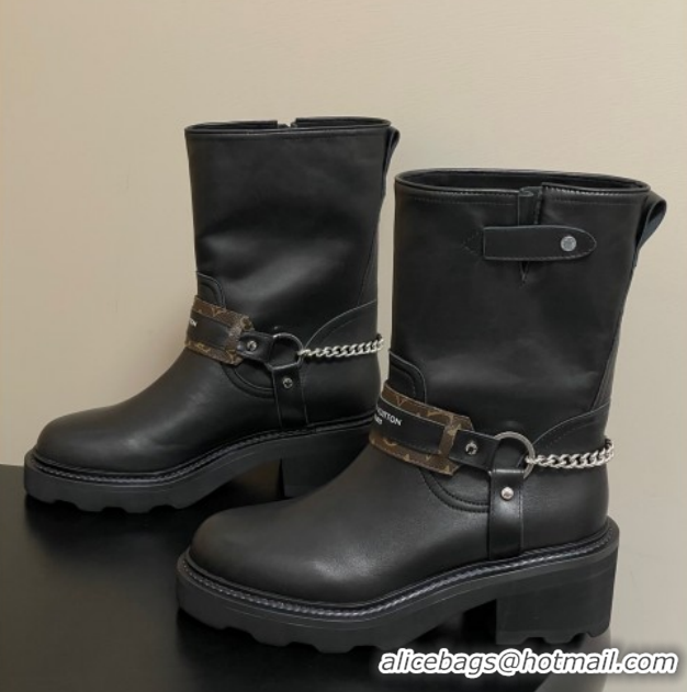 Good Looking Louis Vuitton LV Beaubourg Ankle Boots 4cm in Leather with Chain Strap Black 1AIBQR 1022051