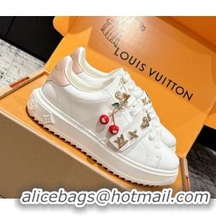 Stylish Louis Vuitton Time Out Sneakers in White Leather with Charm 1022098